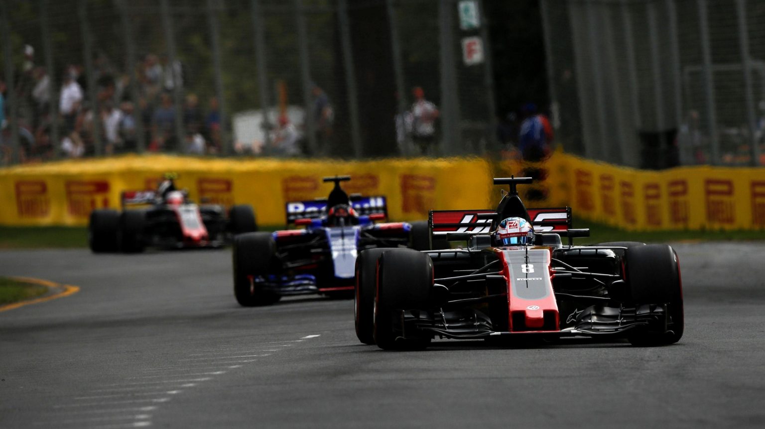 Haas forçada a remover ‘T-Wing’ do VF-17