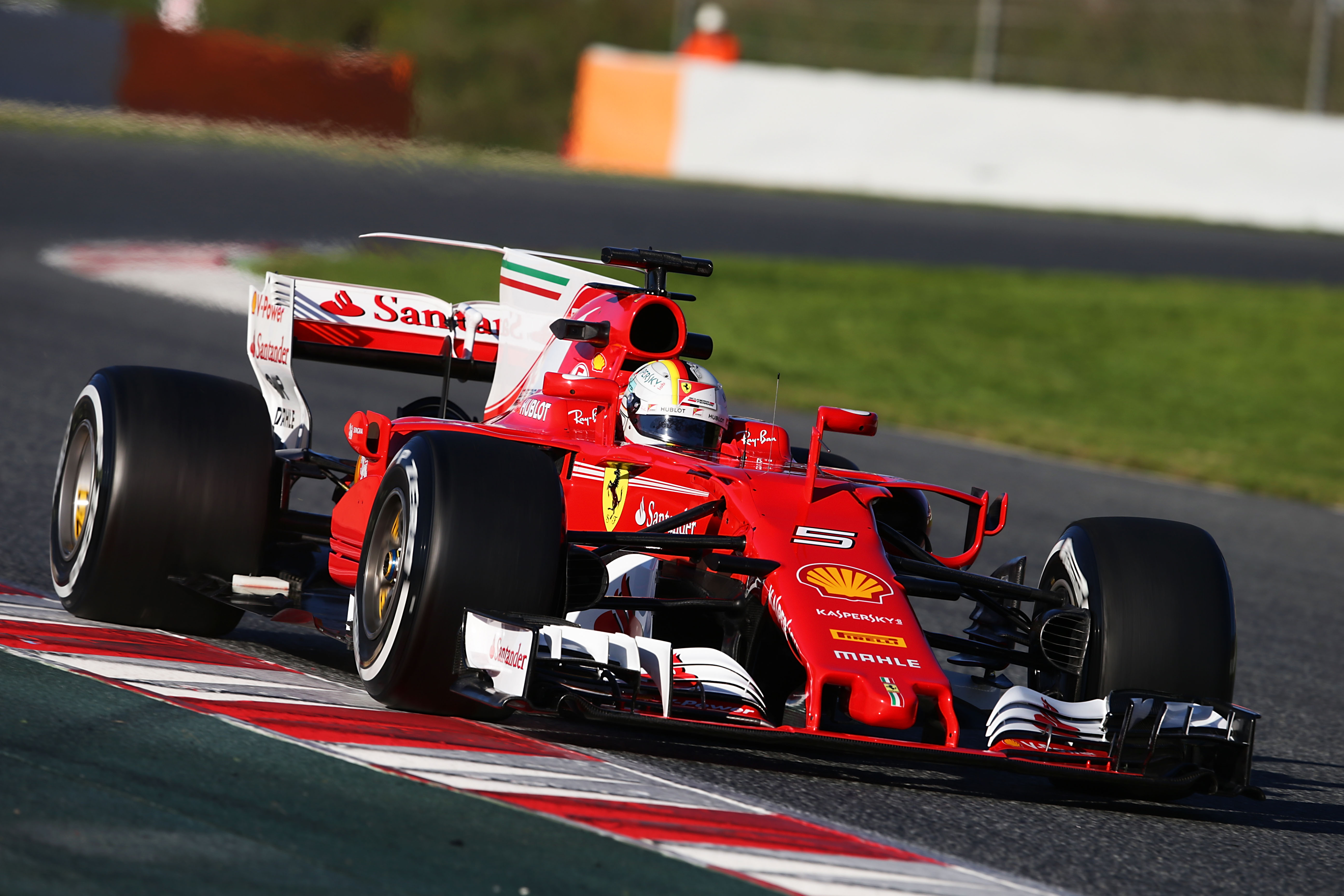 Sebastian Vettel batiza SF70-H de ‘Gina’