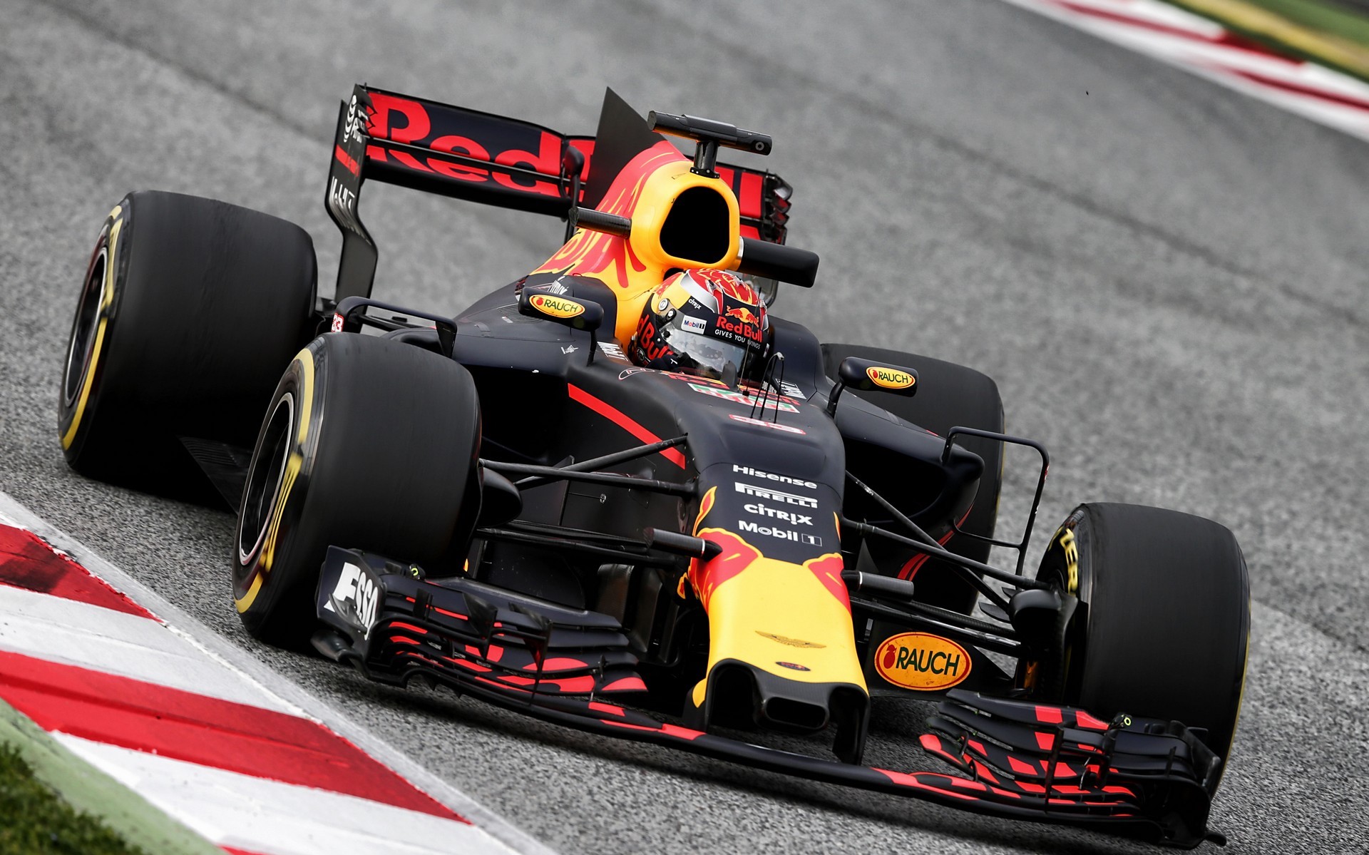 Verstappen não acredita que a Red Bull esteja em condições de vencer na Austrália