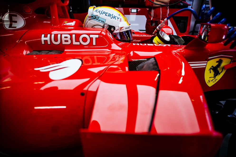 Vettel cauteloso com ritmo “enganador” da Mercedes em Sochi