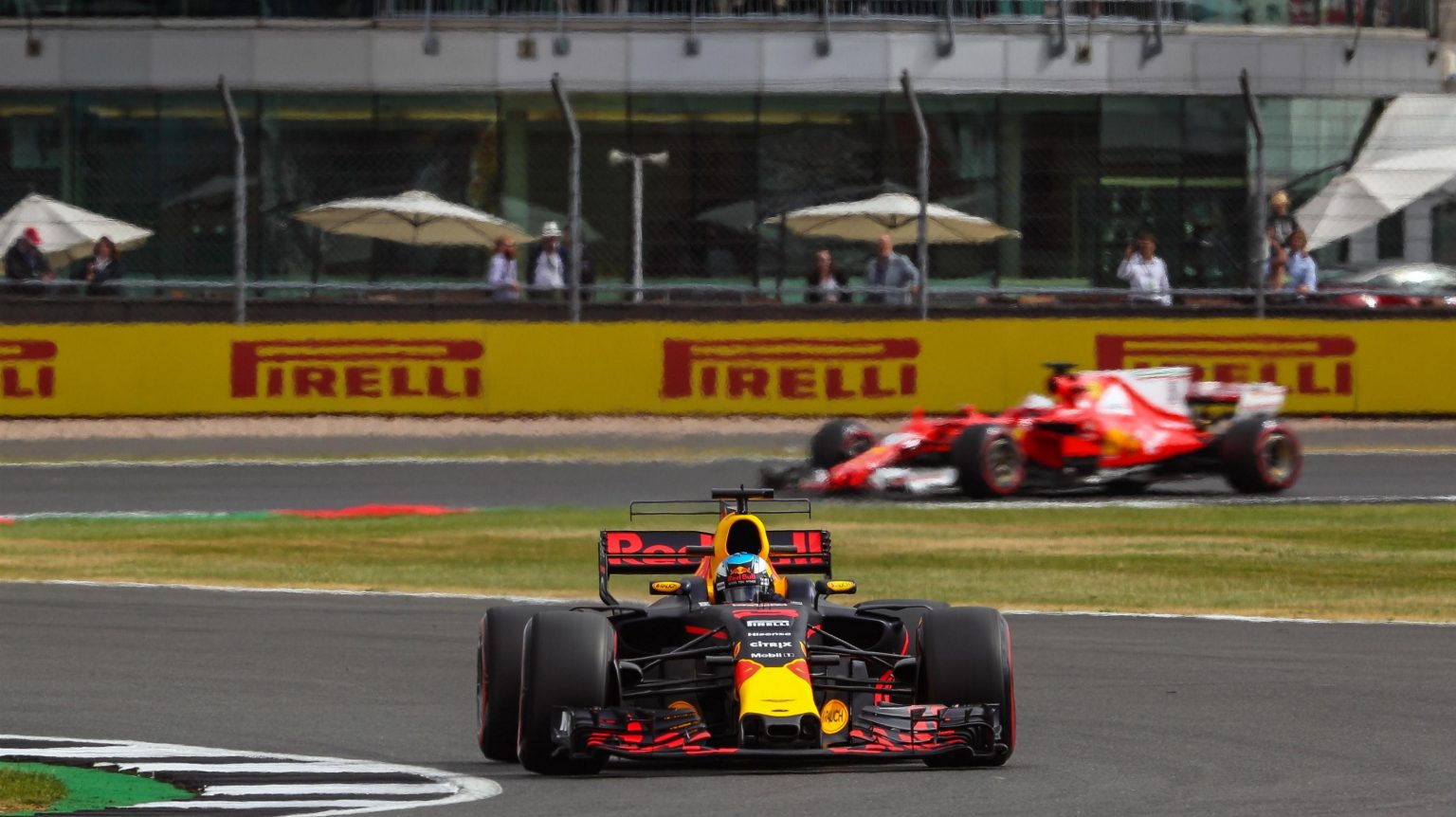 Daniel Ricciardo: Red Bull pode lutar com a Ferrari em Silverstone
