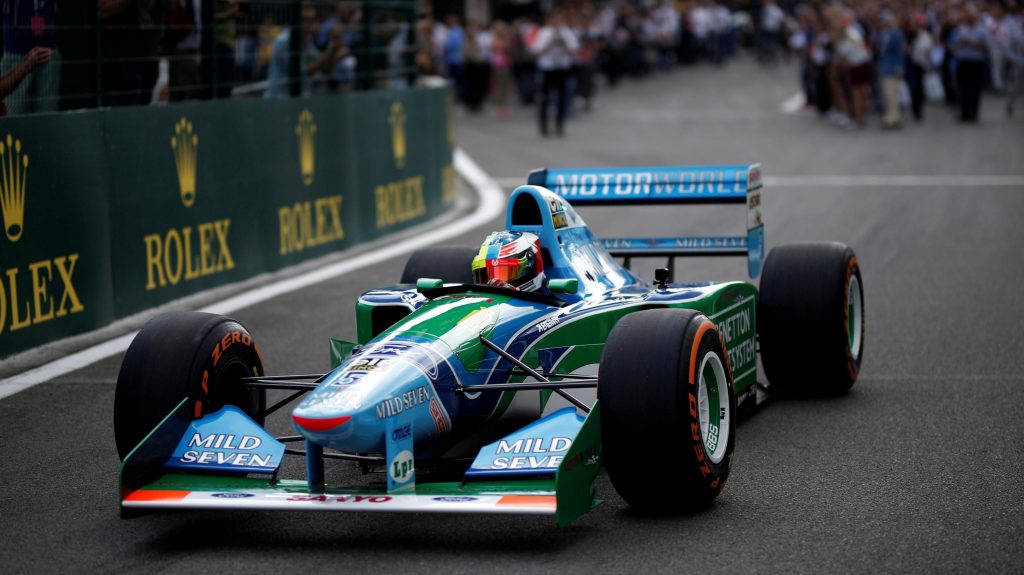 Vídeo: Mick Schumacher presta homenagem ao seu pai em Spa