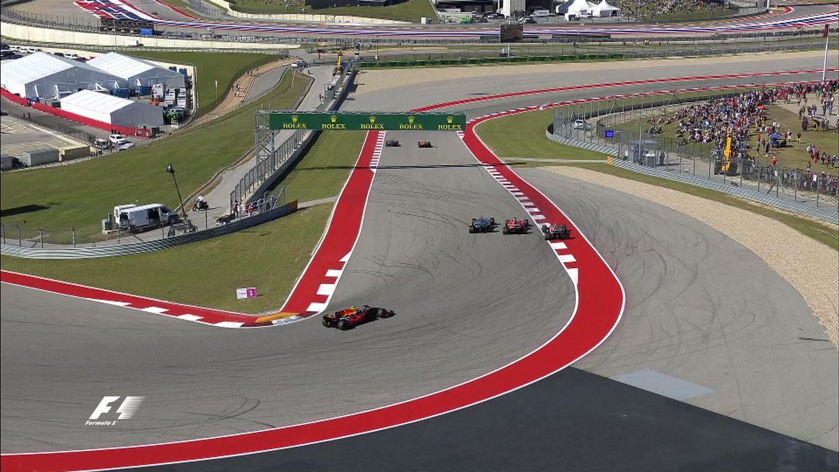 [Vídeo] Vettel ultrapassa Bottas e recupera segunda posição