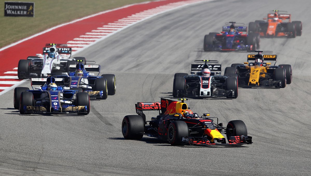 Verstappen: “É sempre o mesmo comissário idiota que toma decisões contra mim”