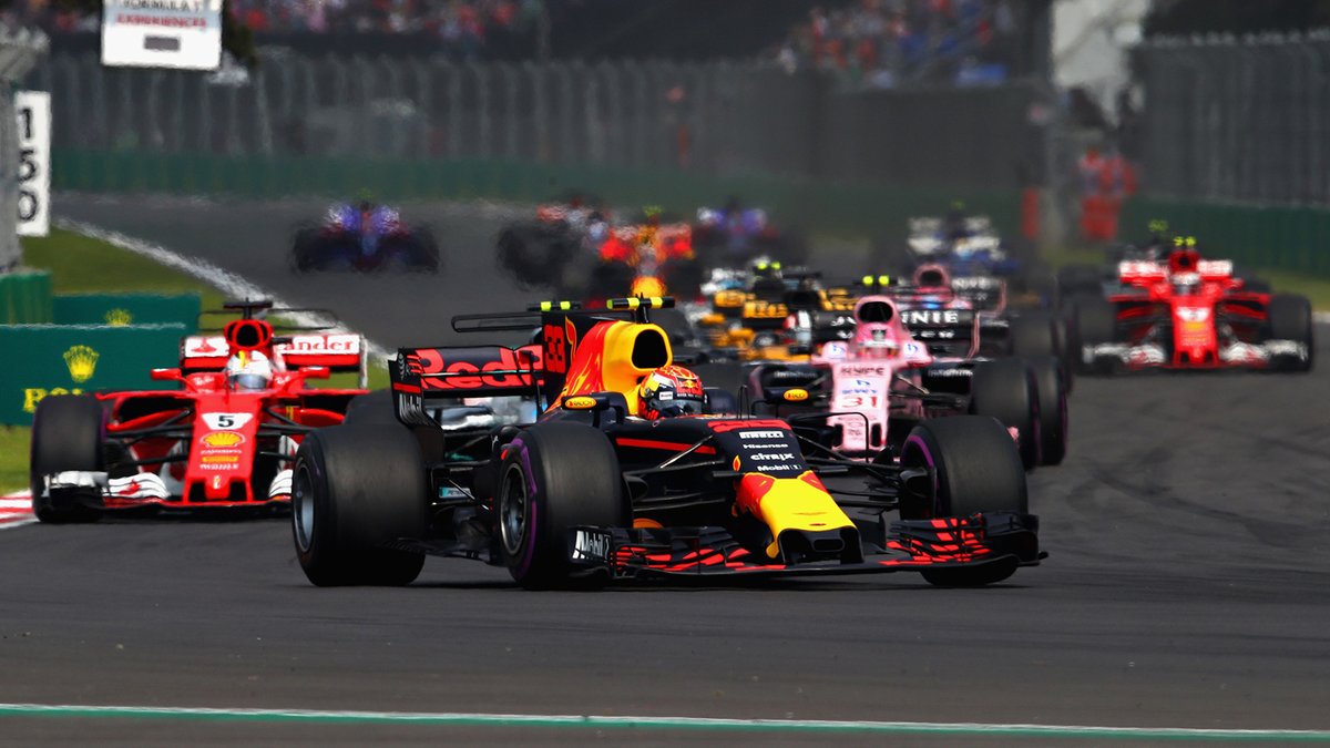 Max Verstappen regressa às vitórias na festa de Hamilton no México