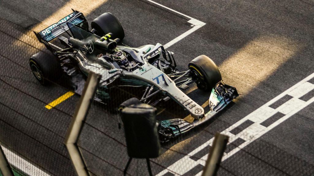 Bottas: “Perdi a corrida na primeira curva”