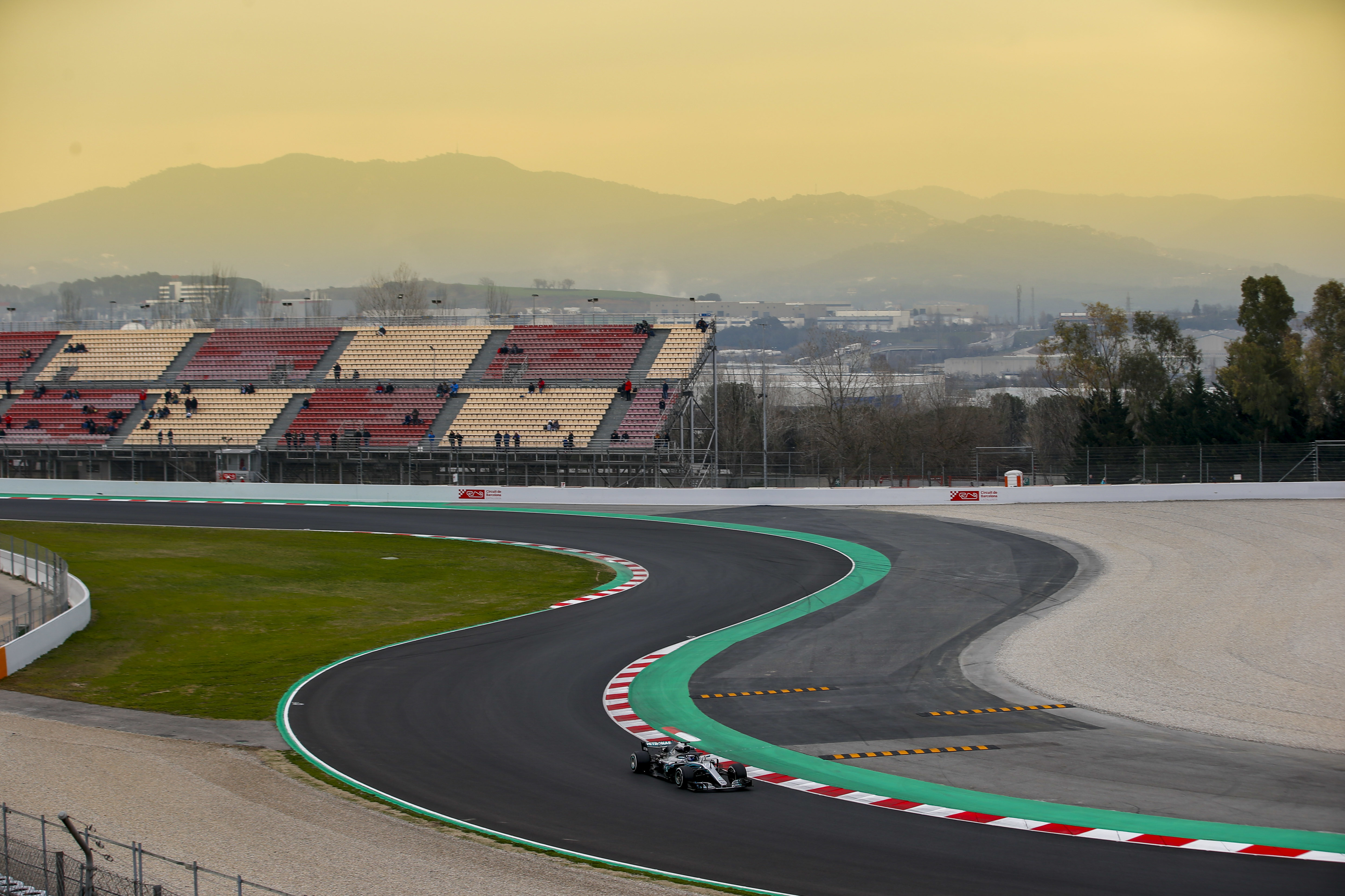 Os números da primeira semana de testes de pré-temporada em Barcelona