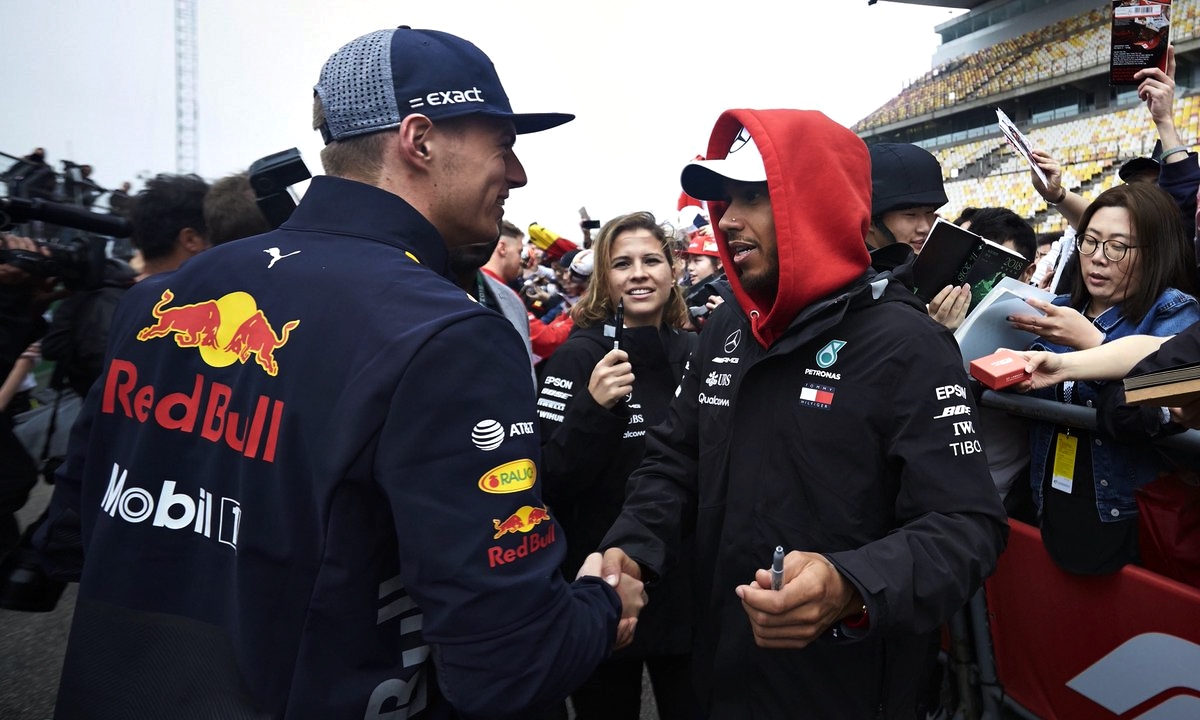 Hamilton: “Tenho muito respeito pelo Max”