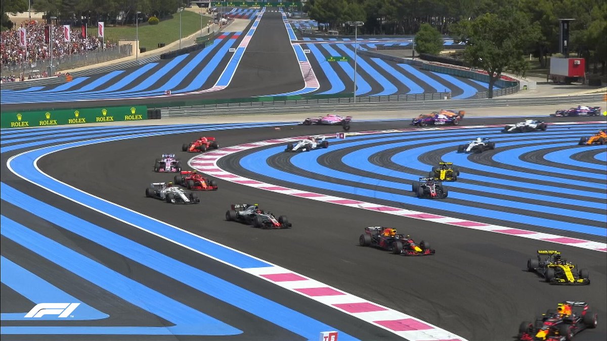 VÍDEO: Bottas e Vettel colidem na partida para o Grande Prémio de França