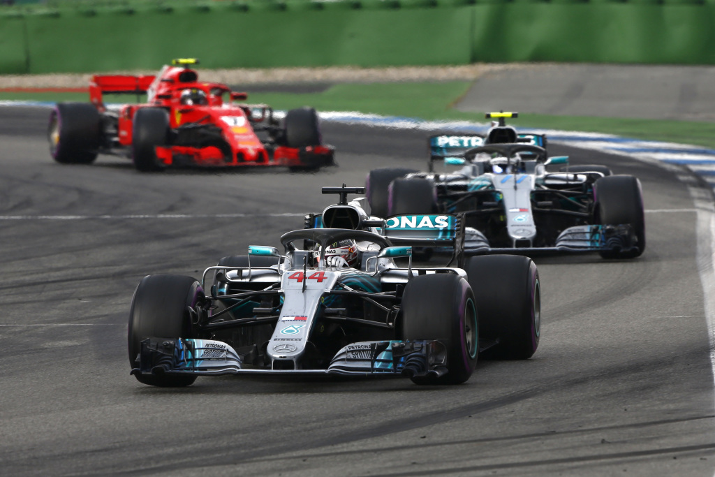 Mercedes garante que daria as mesmas ordens se fosse Bottas a liderar na frente de Hamilton