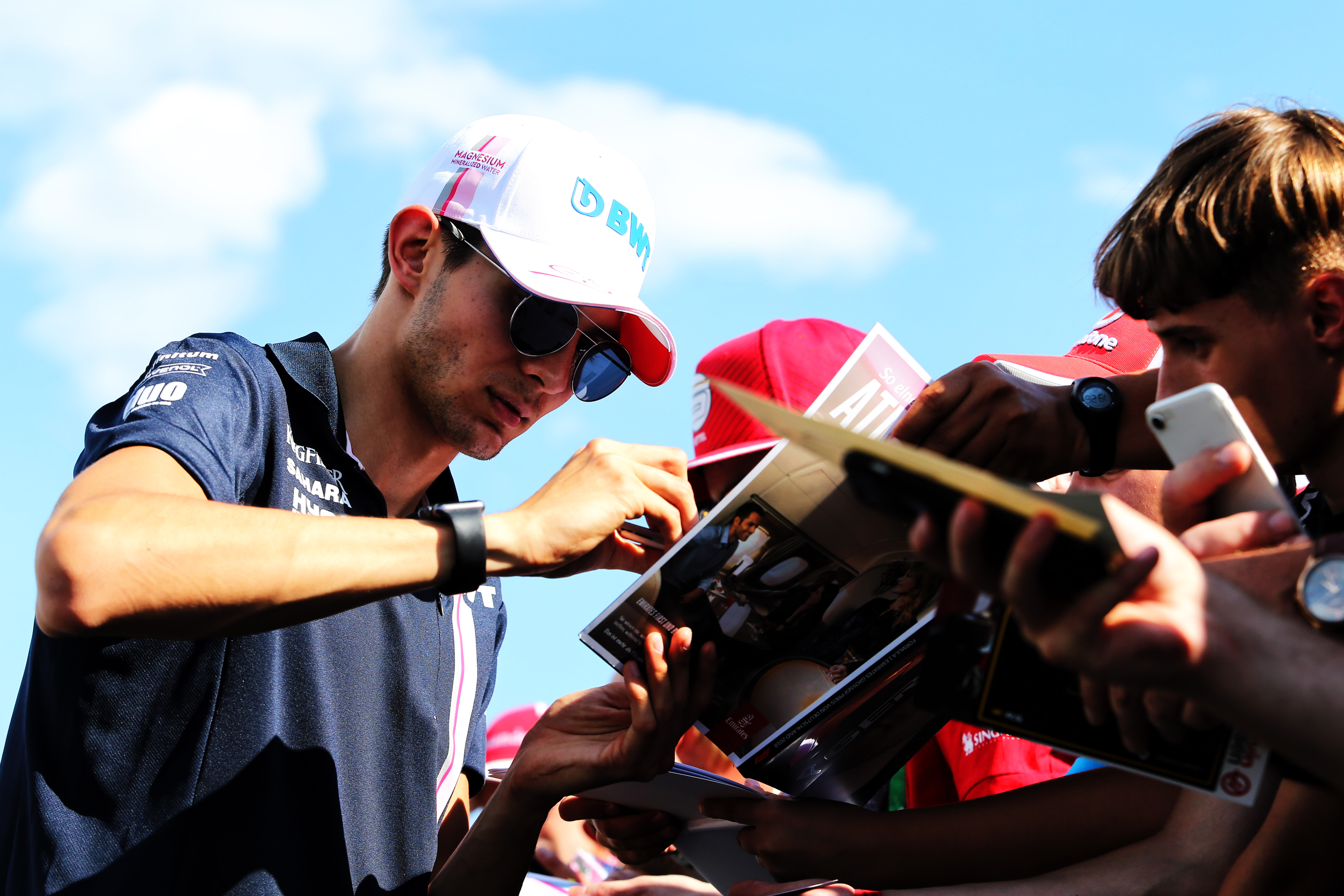 Renault confirma conversações com Ocon e espera tomar decisão antes de Spa