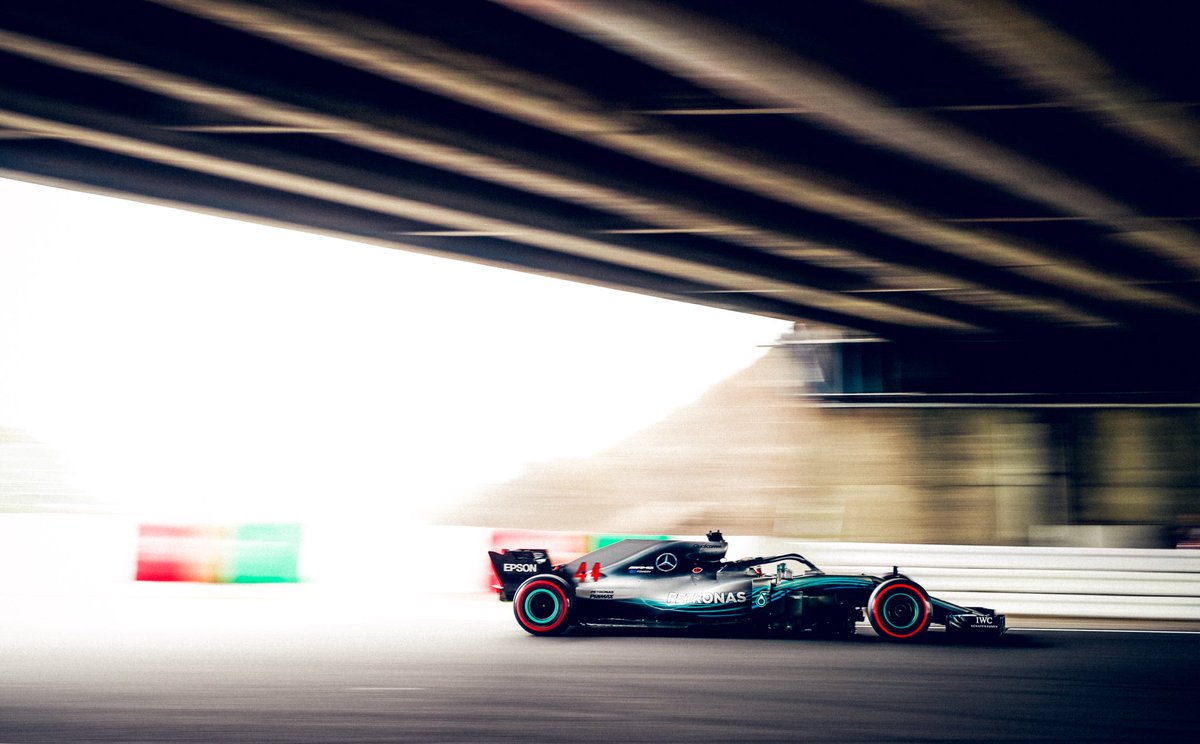 Hamilton mantém liderança antes da qualificação em Suzuka