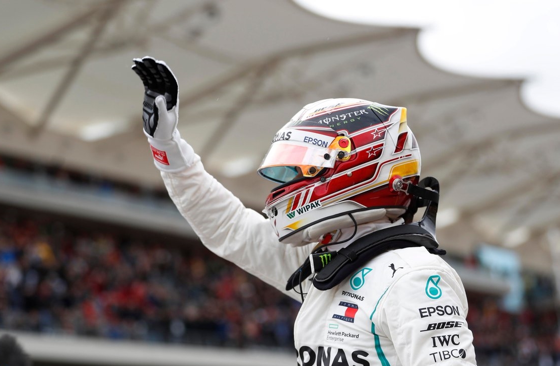 Hamilton bate Vettel por 61 milésimos e conquista terceira pole consecutiva em Austin