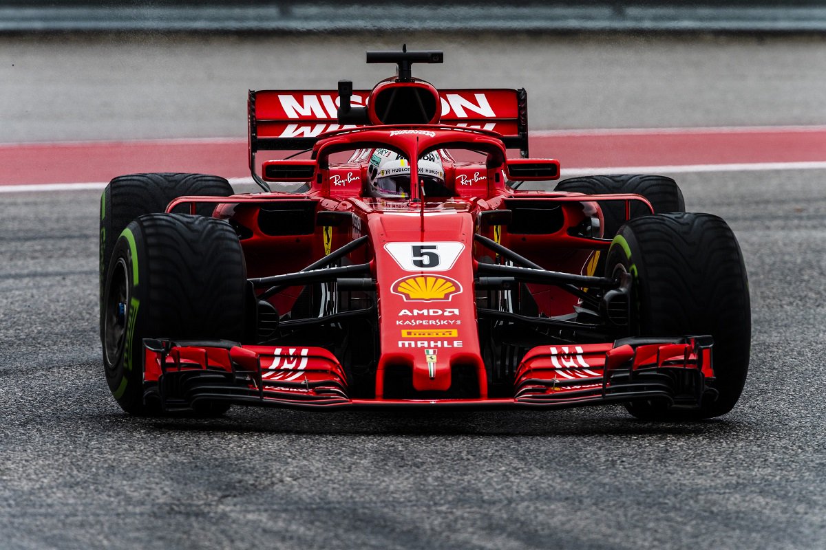 Vettel penalizado com posições na grelha em Austin