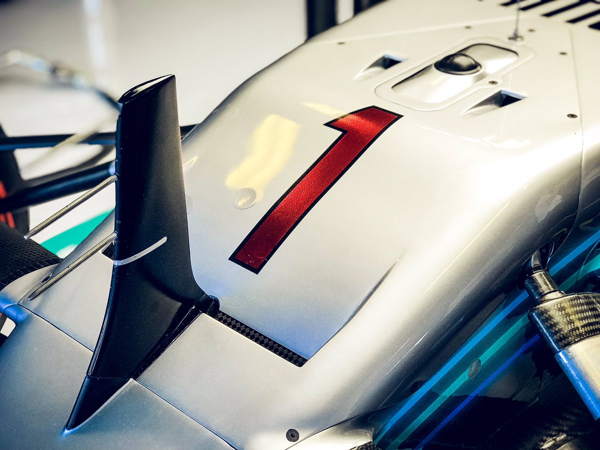 Hamilton autorizado a correr com o número um em Abu Dhabi