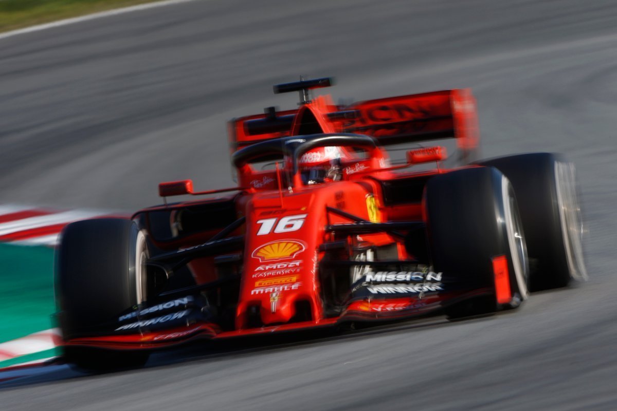 Leclerc despede-se de Barcelona na frente e Gasly bate forte no penúltimo dia