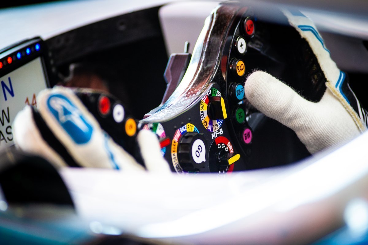 “Extremamente ansioso” pela estreia, Russell diz que Fórmula 1 não é como qualquer outro desporto