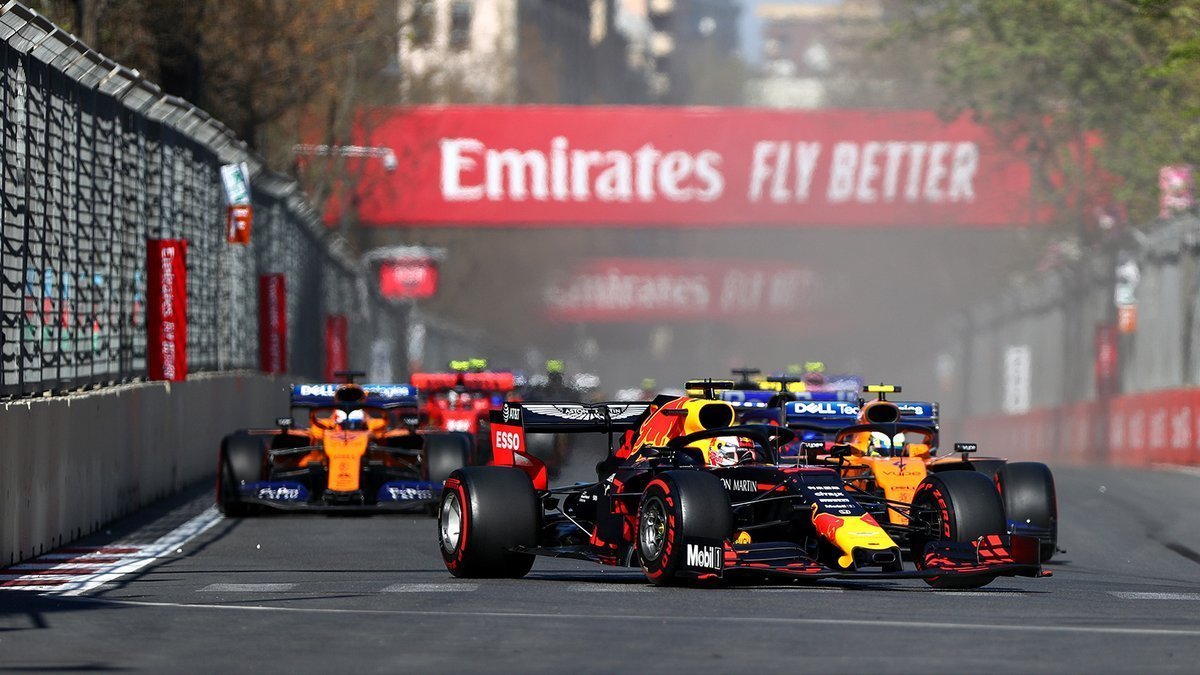 Horner acredita que Red Bull estava mais rápida do que a Ferrari na corrida em Baku