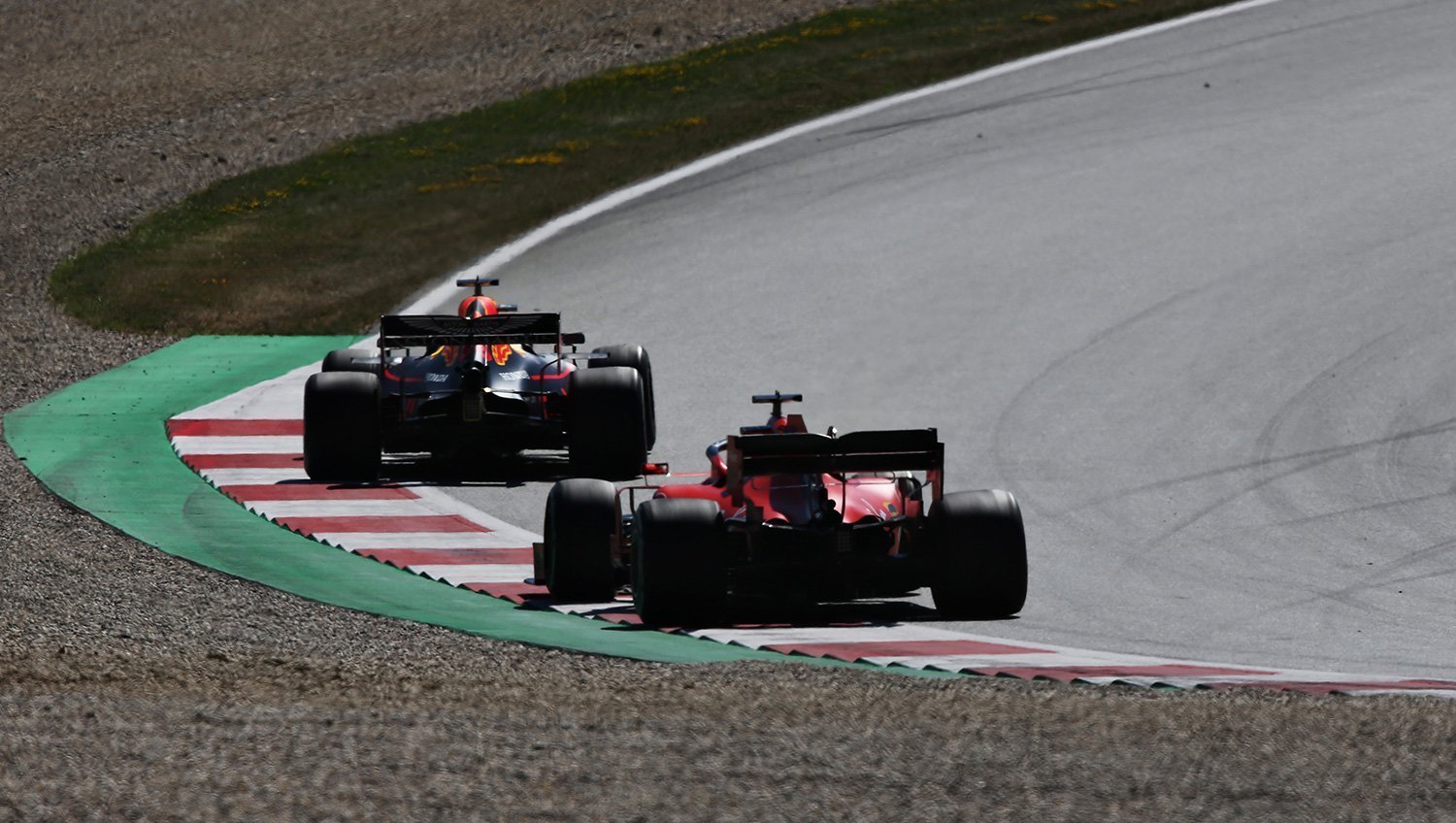 Verstappen: “Se estas coisas não são permitidas nas corridas, então qual é o objetivo de estar na Fórmula 1?”