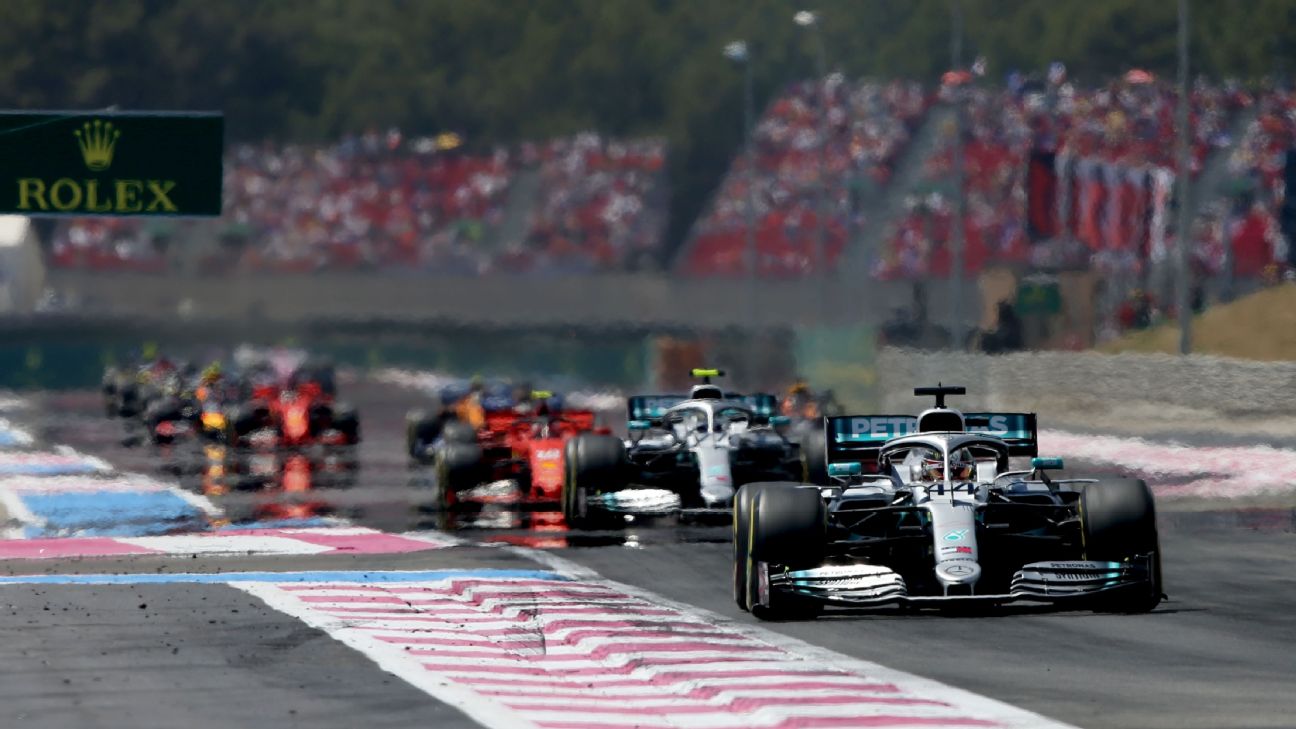 Fórmula 1 discute amanhã a possibilidade de regressar aos pneus de 2018 da Pirelli