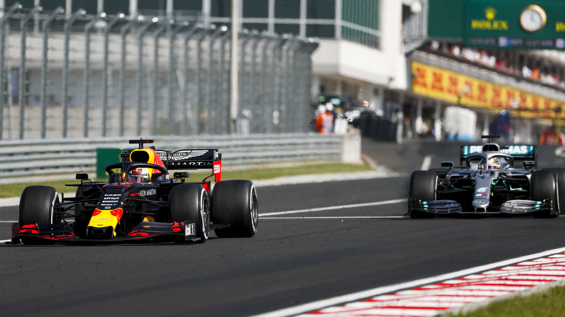 Verstappen: “Sessenta por cento da grelha também se tornaria campeã se estivesse num Mercedes”