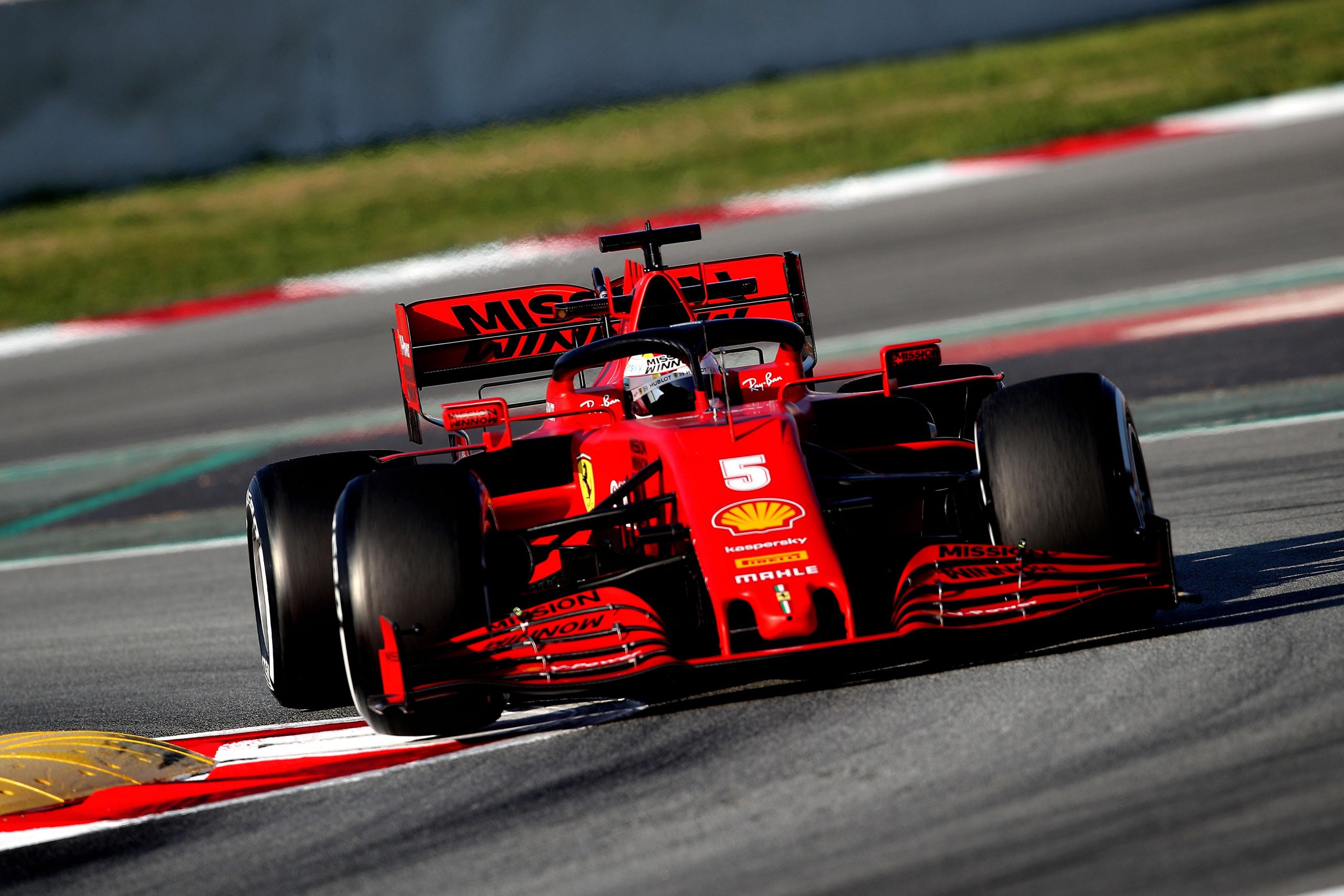 Ferrari nega afirmações da Mercedes e admite falta de ritmo no arranque de 2020