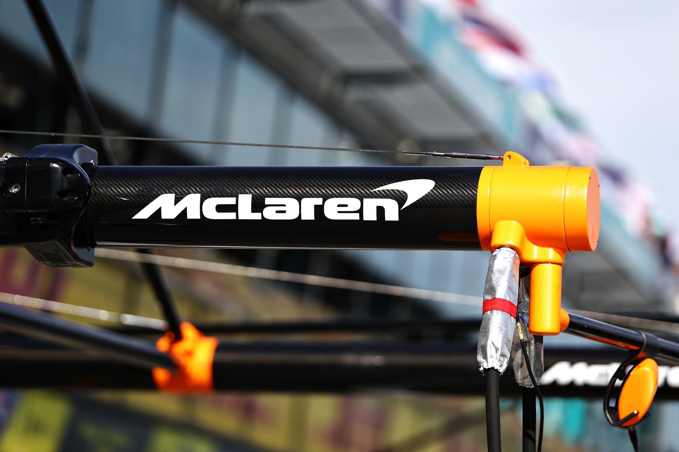 14 membros da McLaren foram colocados em quarentena na Austrália