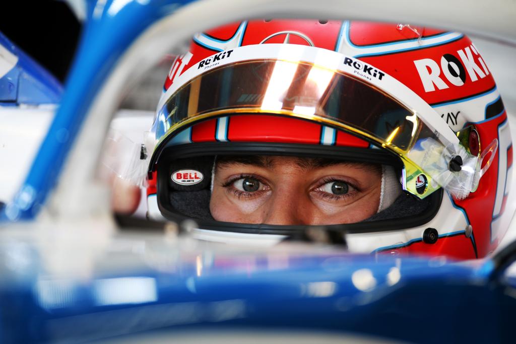 Russell: “Sei que o Lewis é o melhor piloto da grelha, mas acredito que posso alcançar o nível dele”