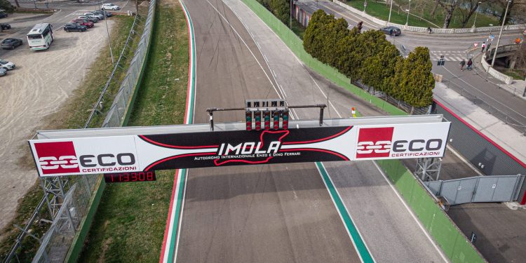 Imola renova licença de Grau 1 da FIA e recebe dia de filmagens da AlphaTauri