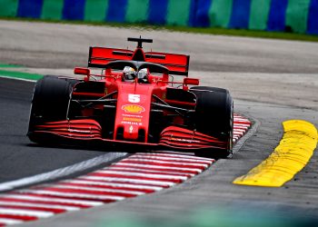 Ferrari admite que precisará de esperar até 2022 para regressar às vitórias