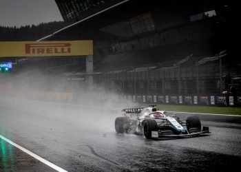 Russell: “Se me dissessem que ficaria a menos de um décimo do Q3, não teria acreditado”