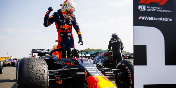 Verstappen: “É muito satisfatório quando consegues ultrapassar e afastares-te de um Mercedes”