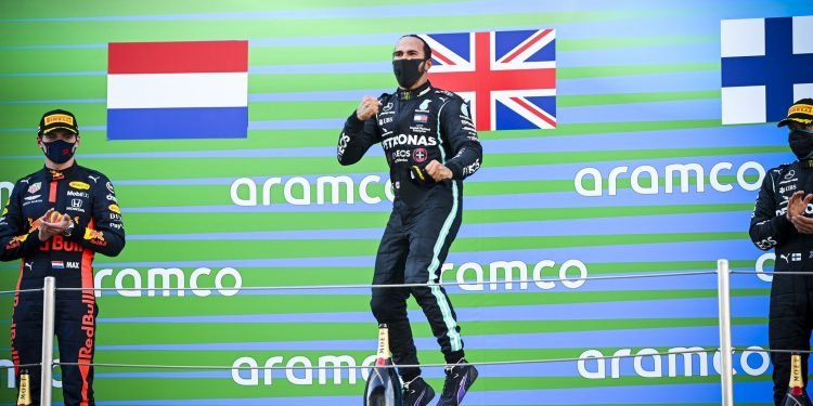 Hamilton: Bater recorde de pódios de Schumacher vai “muito além” dos sonhos