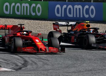 Horner acredita que caso do motor de 2019 da Ferrari custou vitórias à Red Bull