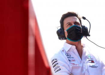 Wolff revela ter levado a cabo “discussões iniciais” para cargo na Fórmula 1 – mas diz que Domenicali é a escolha certa