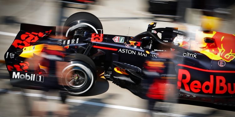 Verstappen prevê luta “apertada” com a Renault na qualificação