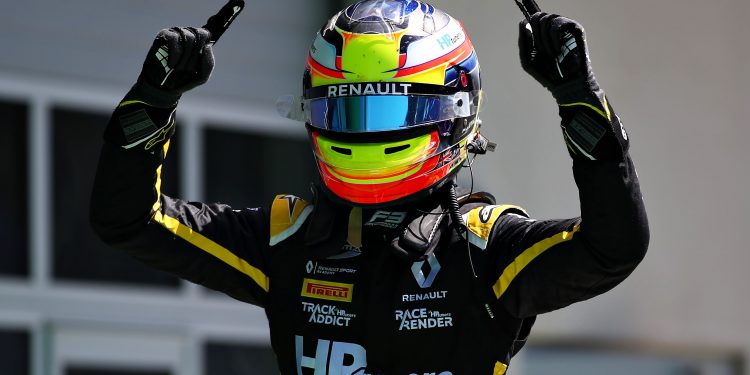 Piastri sagra-se campeão da Fórmula 3 na última corrida do ano