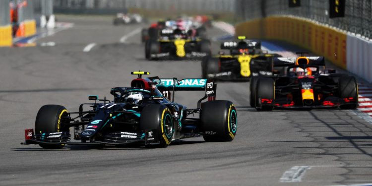 Horner acredita que a Mercedes produziu o carro “mais completo” da era híbrida em 2020