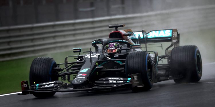 Hamilton quer mais corridas desafiantes para provar que o seu sucesso não se deve apenas ao carro
