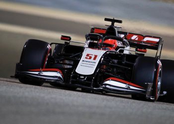 Magnussen e Steiner elogiam prestação de Fittipaldi nos treinos livres de Sakhir