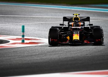 Horner sublinha “trabalho muito bom” de Albon em Abu Dhabi e diz que está perto de tomar uma decisão