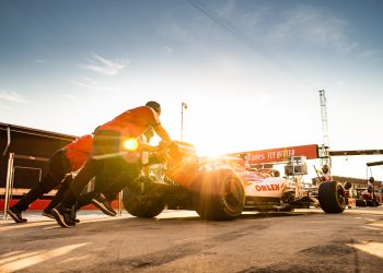 Alfa Romeo anuncia nome e data de lançamento do carro de 2021