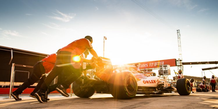 Alfa Romeo anuncia nome e data de lançamento do carro de 2021