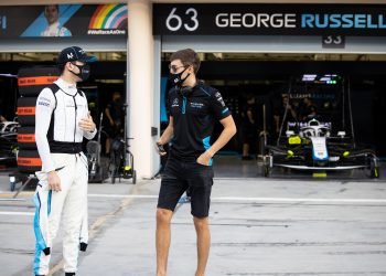 Williams sublinha prestação “muito boa” de Latifi no ano de estreia na Fórmula 1