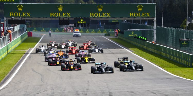 Vettel não aprova introdução de corridas sprint: “Não faz sentido”
