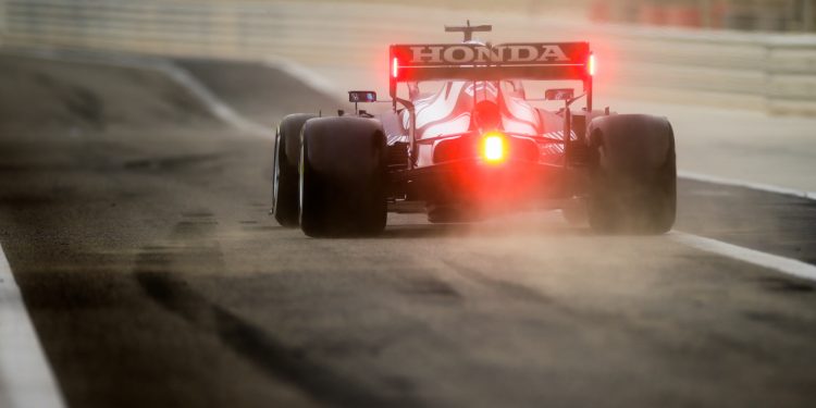 Tsunoda realça “grande melhoria” do motor Honda e “bom começo” da AlphaTauri em Sakhir