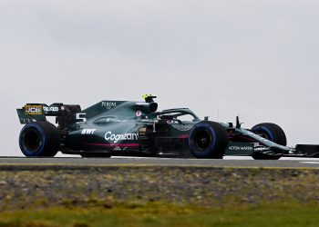 Aston Martin considera o estilo de condução de Vettel “muito menos extremo” do que o de Pérez
