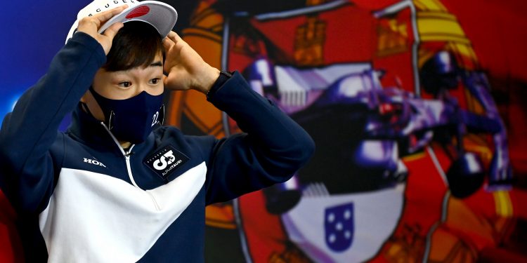 Tsunoda mudará a sua abordagem à qualificação em Portimão após “enorme erro” de Imola