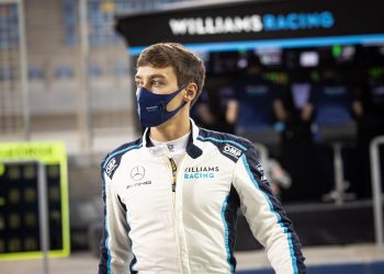 Russell: “É de loucos pensar que não tínhamos um diretor técnico”