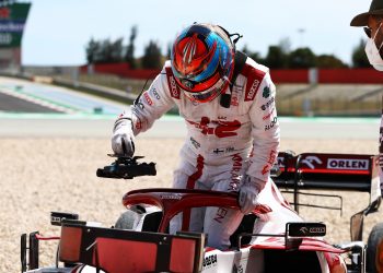 Raikkonen revela ter sido provocado pelo seu filho devido ao acidente no Grande Prémio de Portugal